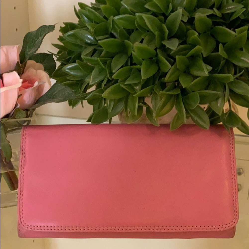 Kennith Cole Reaction Wallet